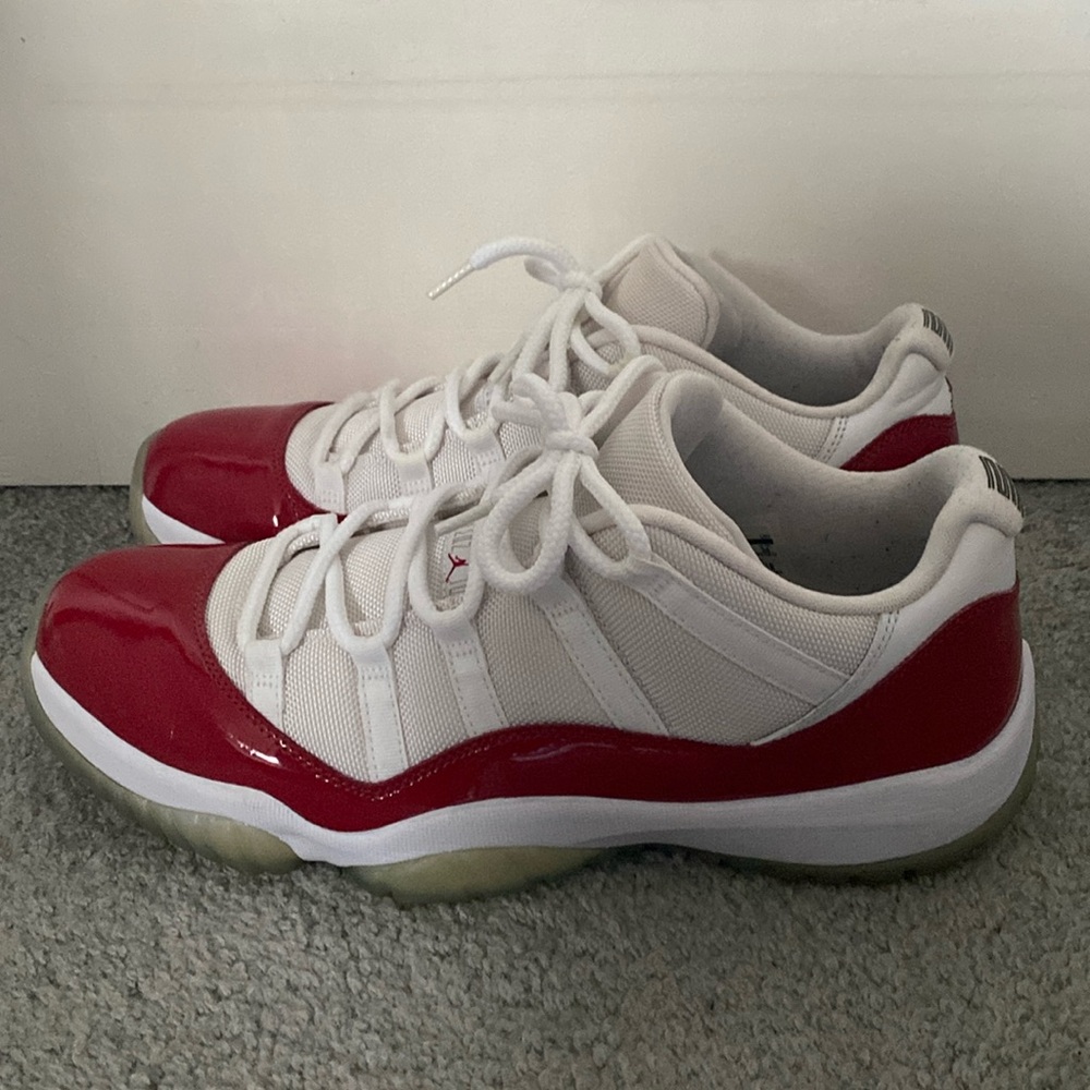 Air Jordan 11 Low